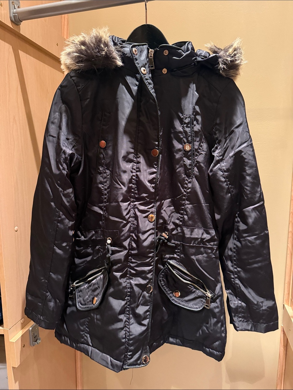 YMI Black Hooded Puffer Parka with Faux Fur Trim